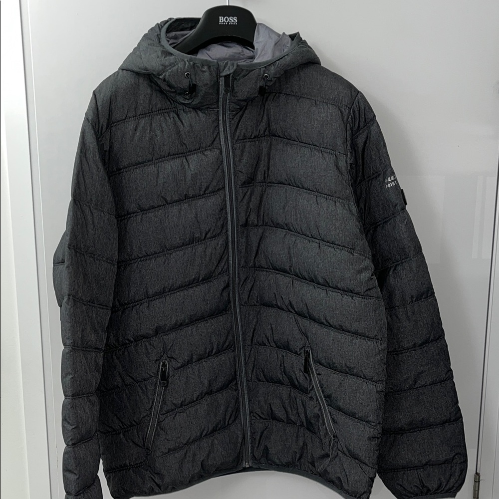 Point Zero Charcoal Puffer Jacket for Men Size XL like new